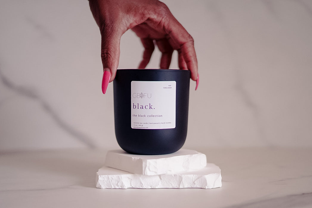 Tonka + Oud Candle  | black.