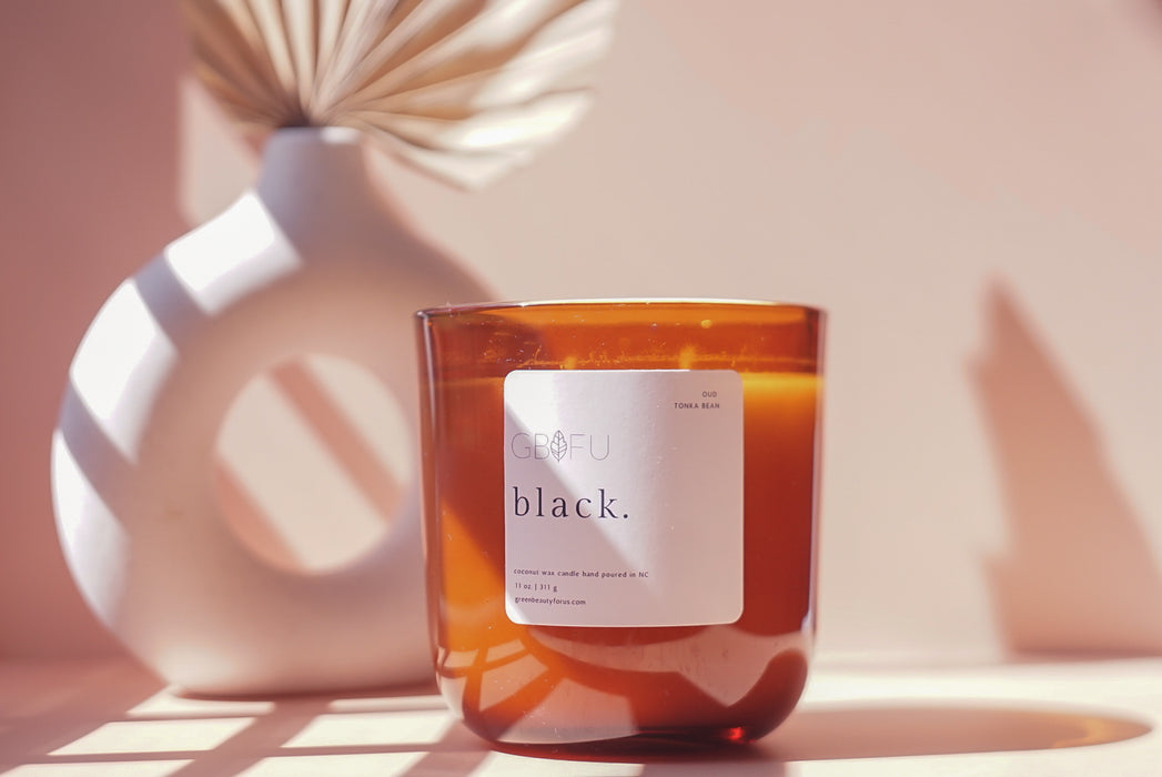 Tonka + Oud Candle  | black.